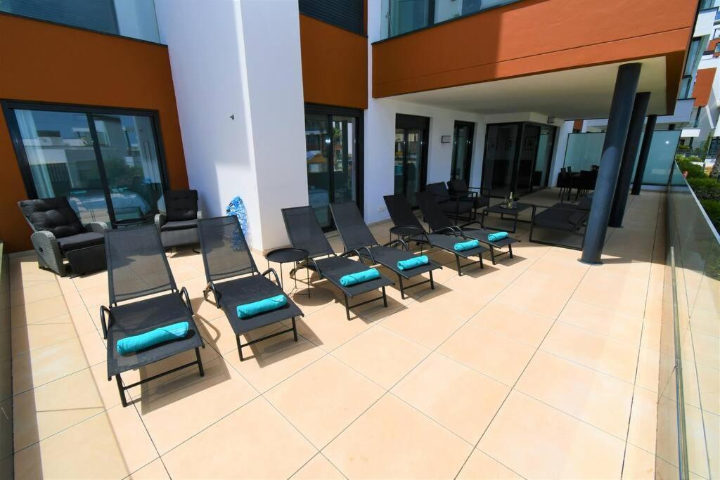 شقة Casa Kerr - Luxury Apt - Sleeps 9 - Los Boliches مالقة المظهر الخارجي الصورة